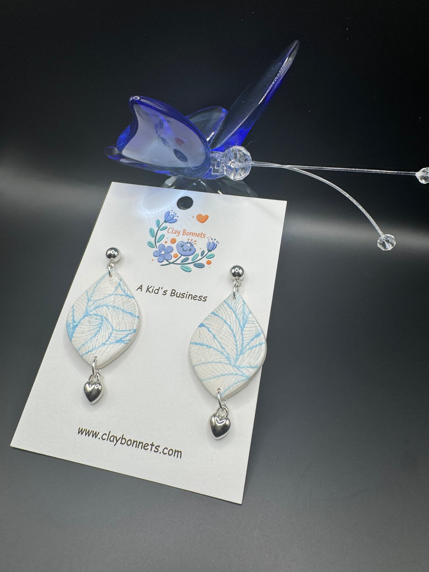 Blue veins & hearts! 💙💖