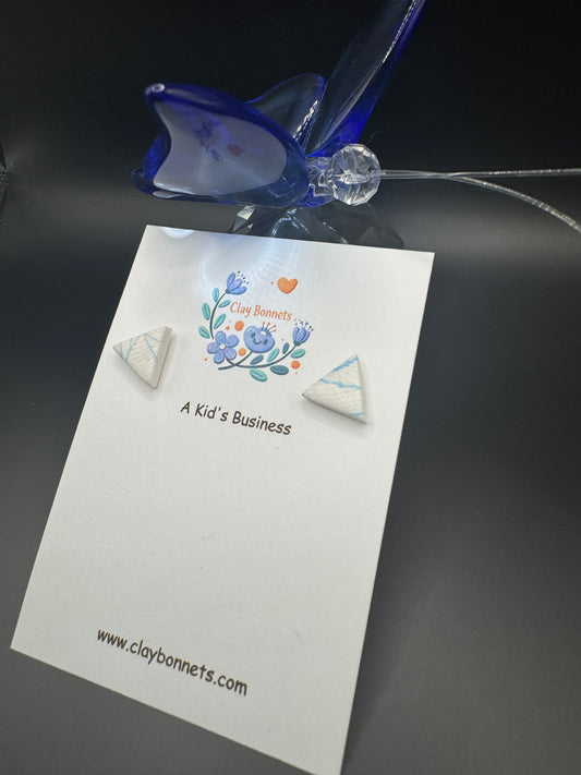 White and Blue triangular Clay Bonnets